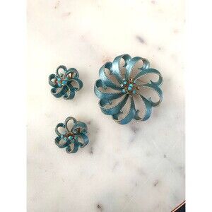 Blue Flower Brooch & Clip Earrings Set, Gold Accent Vintage Jewelry